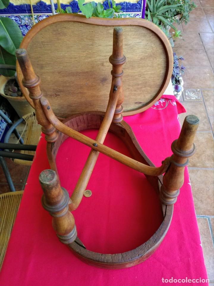 Antig&uuml;edades: Mesita mueble de bidet - Foto 6
