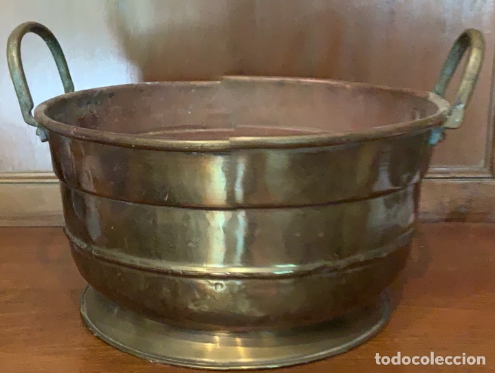 Antig&uuml;edades: Olla de cobre con asas - Foto 4