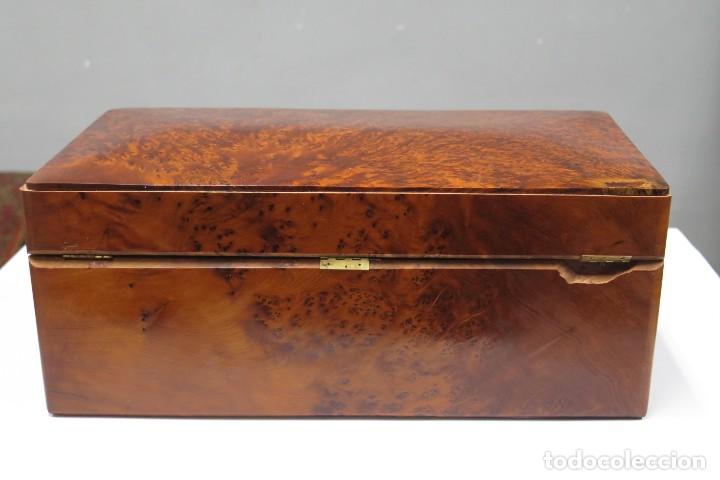 Antig&uuml;edades: ANTIGUA CAJA DE MADERA NOBLE - Foto 6