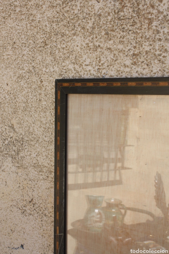 Antig&uuml;edades: Marco de madera con marqueter&iacute;a, con cristal. - Foto 3