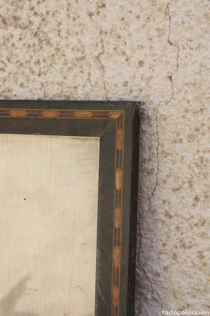 Antig&uuml;edades: Marco de madera con marqueter&iacute;a, con cristal. - Foto 4