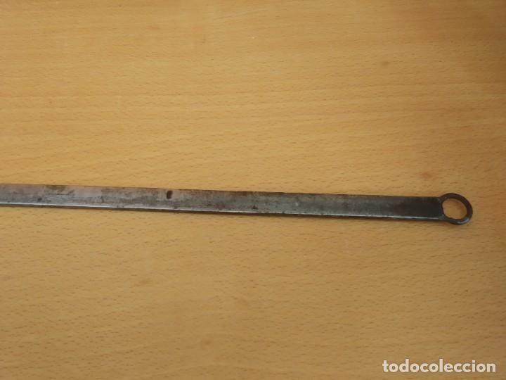 Antig&uuml;edades: RASERA - ESPUMADERA - BADILA DE FORJA - Foto 3