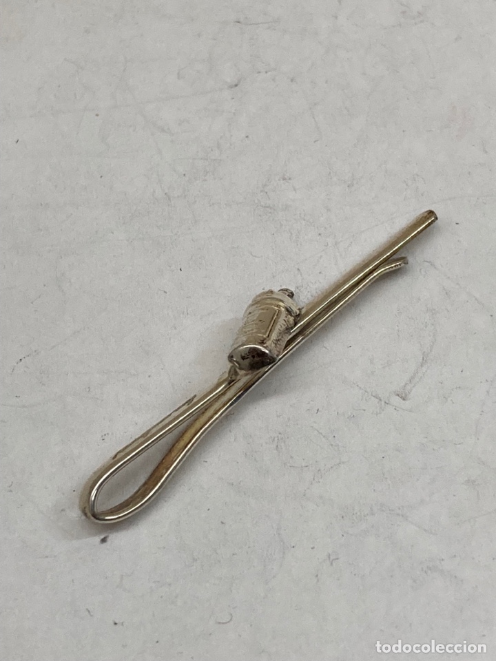 Antig&uuml;edades: Pasa corbata de plata - Foto 2