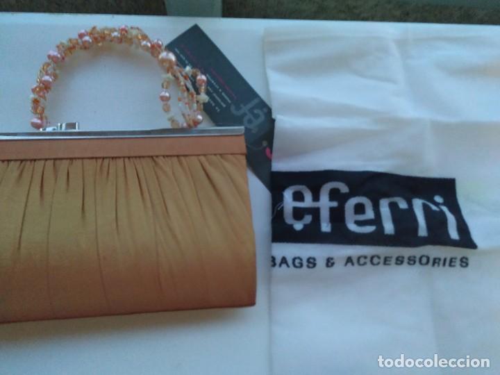 Antig&uuml;edades: Bolso fiesta comprado en boutique - Foto 5