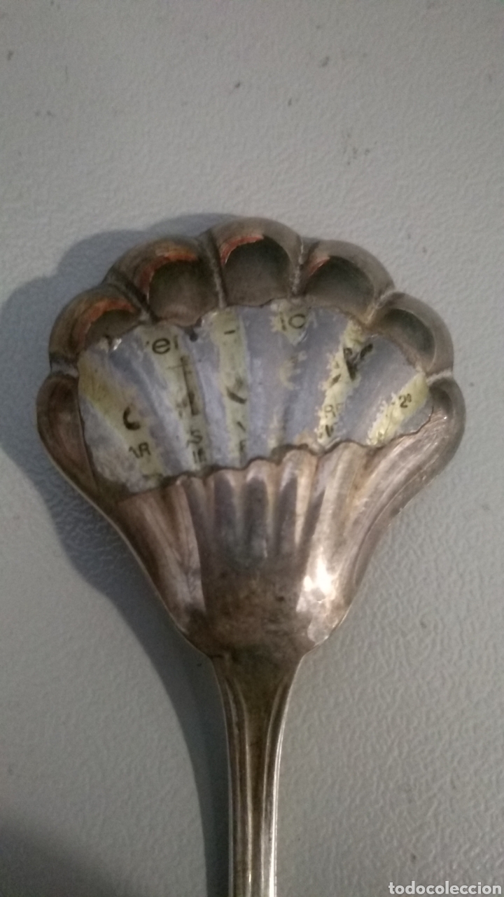 Antig&uuml;edades: Cucharilla plata en forma de concha con iniciales - Foto 5