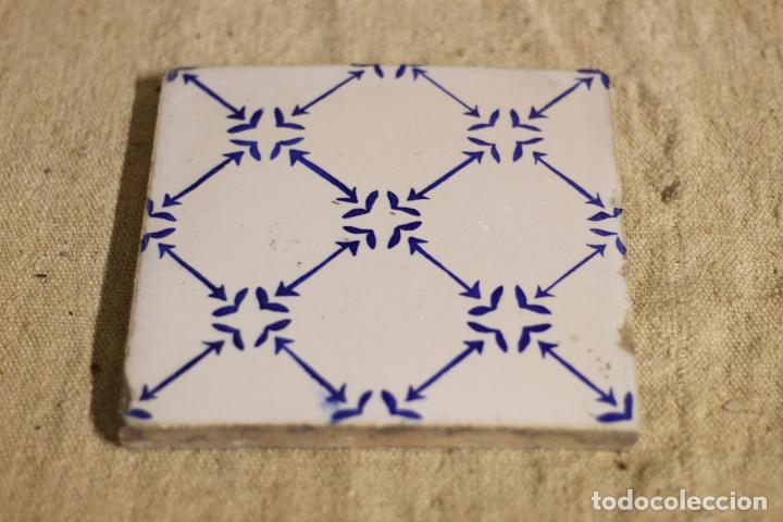 Antig&uuml;edades: azulejo - Foto 1