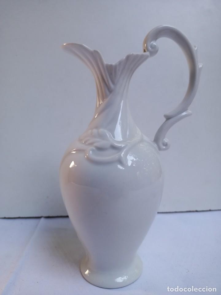 Antig&uuml;edades: Jarra, jarrita de porcelana sellada en la base - Foto 10
