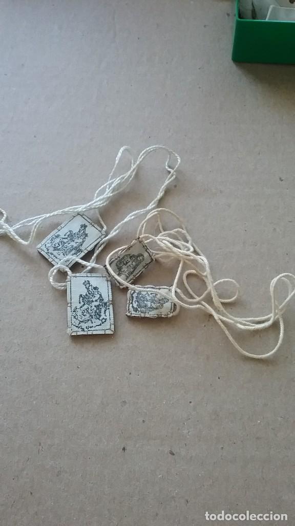 Antig&uuml;edades: 2 Escapularios de tela antiguos (499-2) - Foto 1