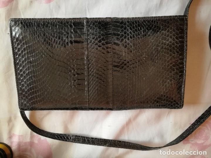 Antig&uuml;edades: ANTIGUO BOLSO DE PIEL DE SERPIENTE - Foto 1
