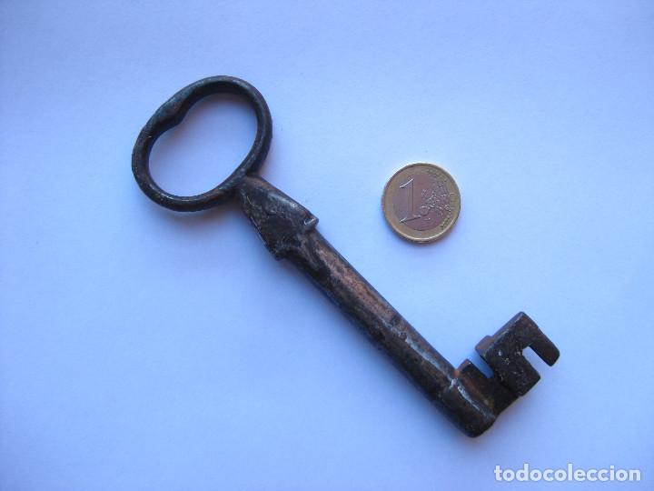 Antig&uuml;edades: LLAVE DE HIERRO ANTIGUA - Foto 1