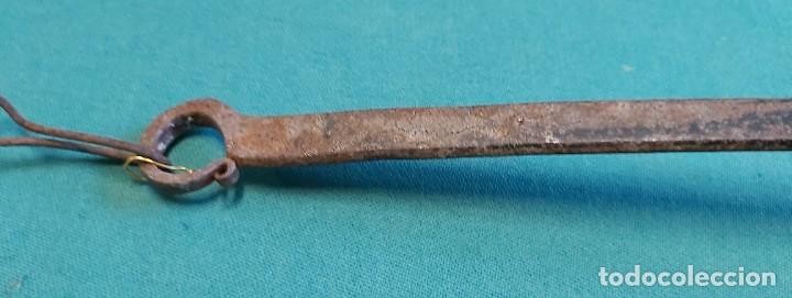 Antig&uuml;edades: Cazo de hierro y lat&oacute;n, 38 cm - Foto 2