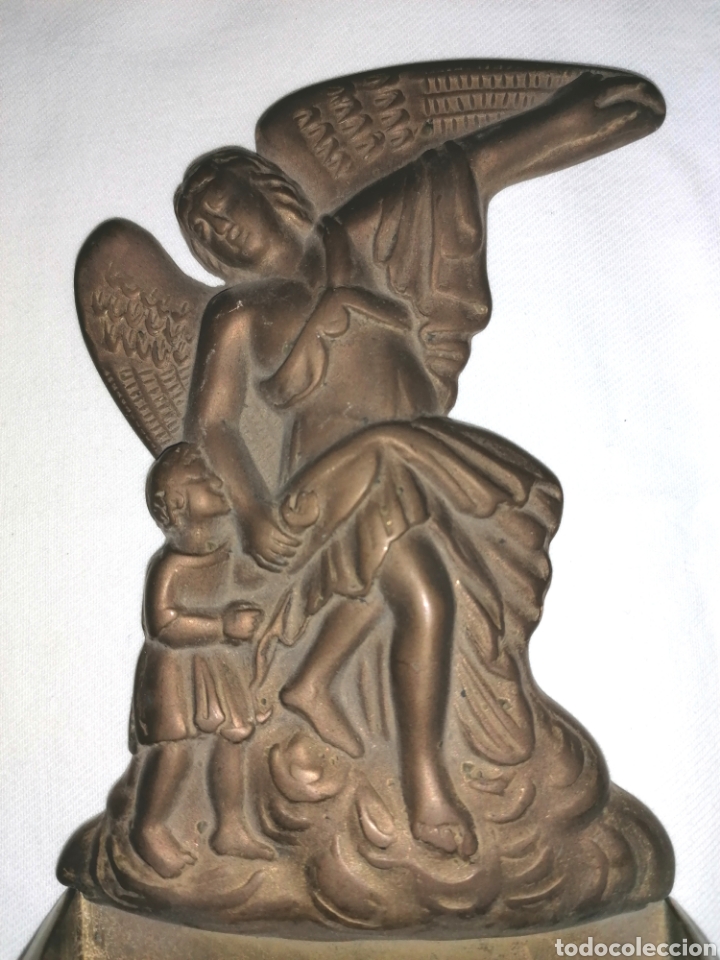 Antig&uuml;edades: Antigua Benditera Bronce San Gabriel. - Foto 2