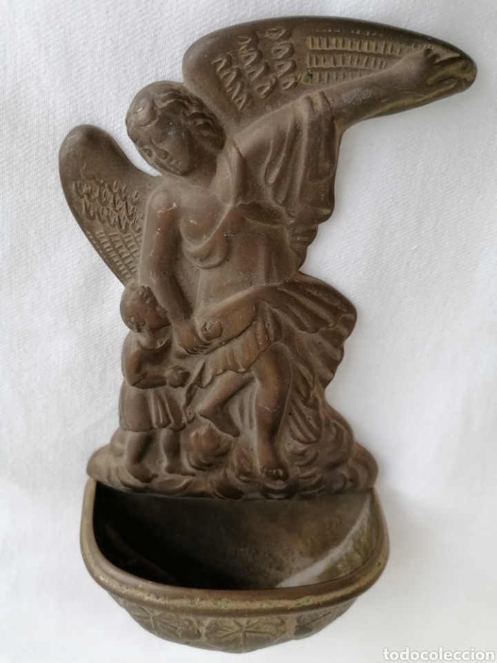 Antig&uuml;edades: Antigua Benditera Bronce San Gabriel. - Foto 12