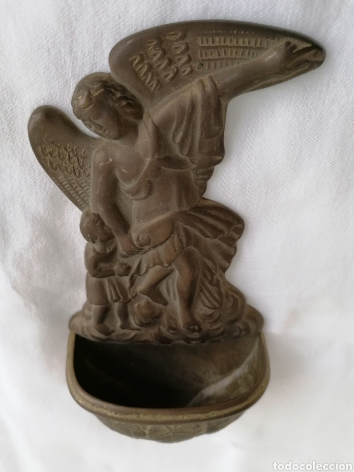 Antig&uuml;edades: Antigua Benditera Bronce San Gabriel. - Foto 13