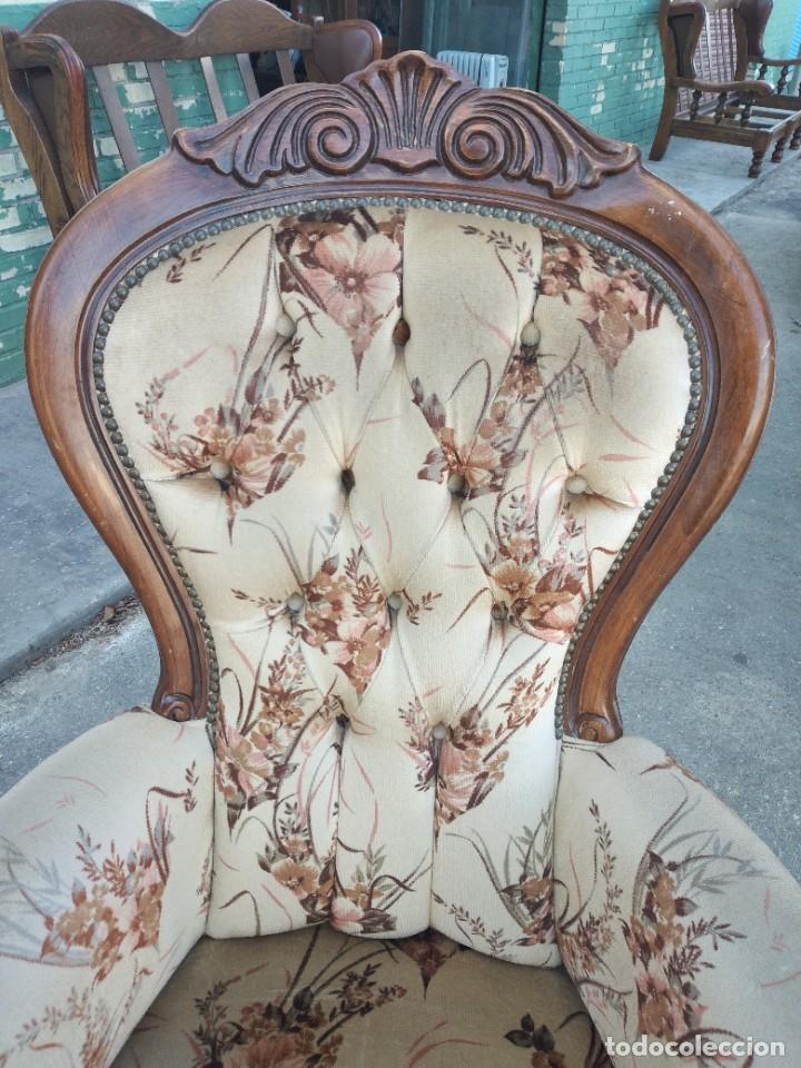 Antigüedades: Antiguo tresillo de madera noble tapizado terciopelo floral. - Foto 10 - 292152988