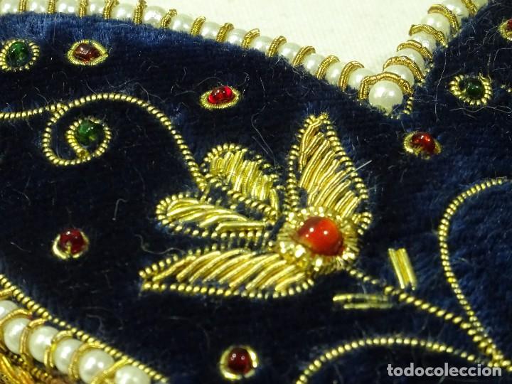 Antig&uuml;edades: Flor de Lys con Hilo de Oro - Foto 5