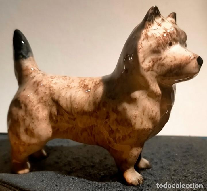 Antigüedades: Figura perro Cairn Terrier en porcelana inglesa marca Beswick - Foto 2 - 292259573