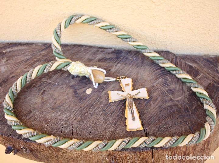 Antig&uuml;edades: Cord&oacute;n de comuni&oacute;n, cruz pectoral - Foto 6