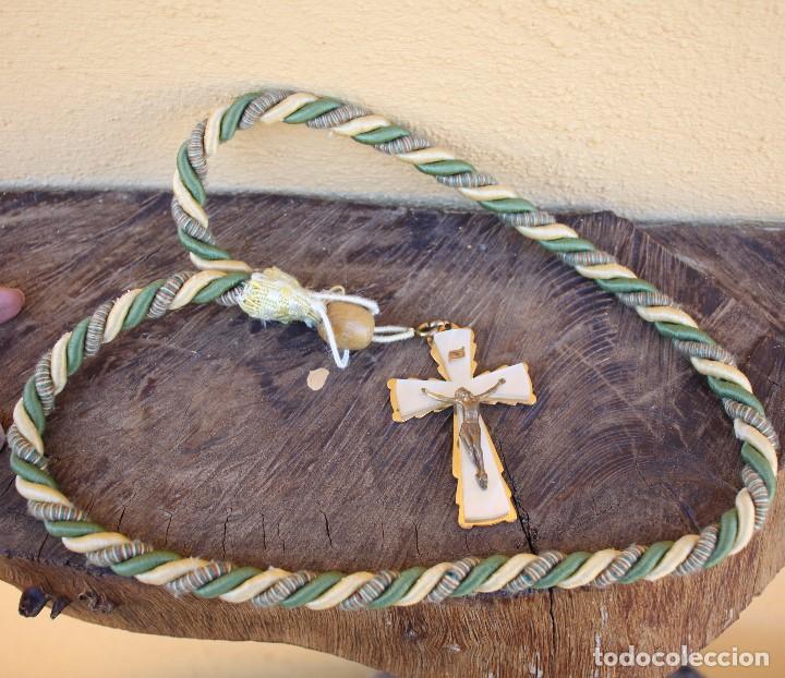 Antig&uuml;edades: Cord&oacute;n de comuni&oacute;n, cruz pectoral - Foto 1