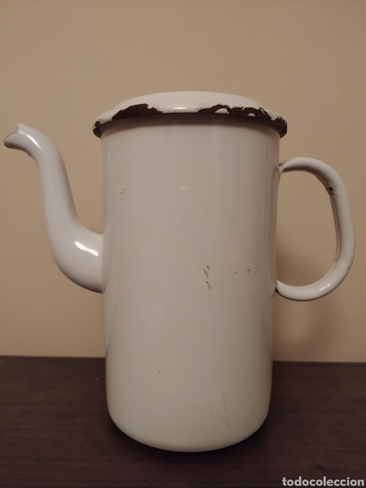 Antig&uuml;edades: Cafetera esmaltada antigua - Foto 1