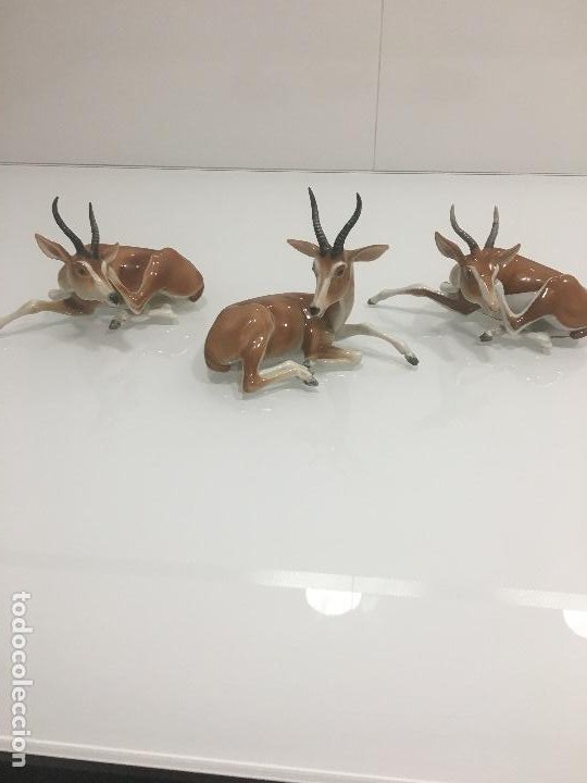 Antigüedades: tres ciervos de algora - Foto 1 - 292401308