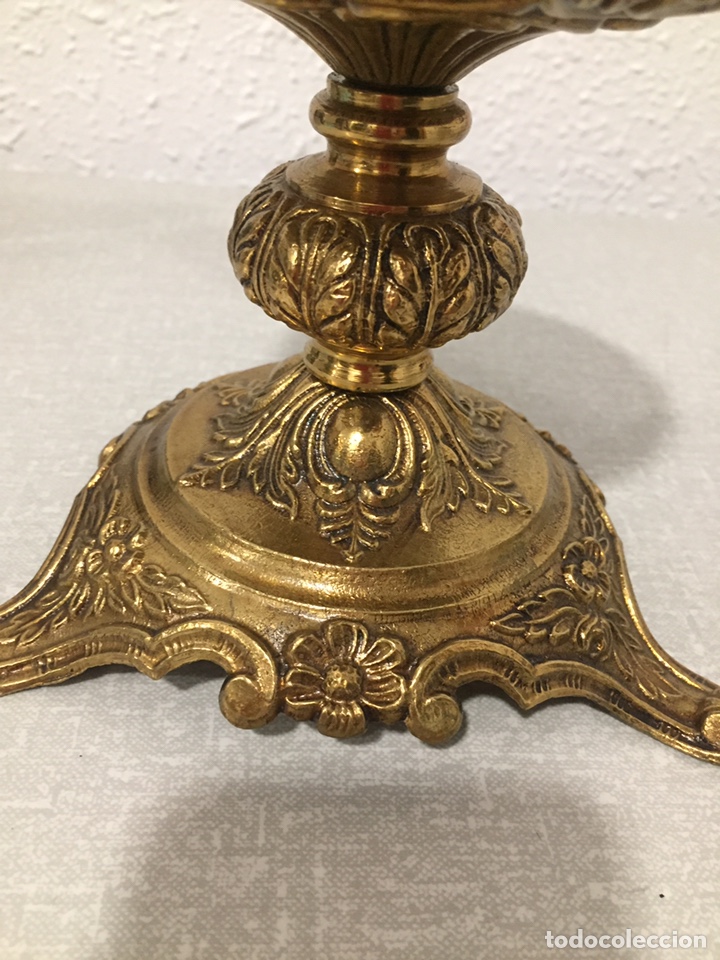 Antig&uuml;edades: Candelero de bronce - Foto 2