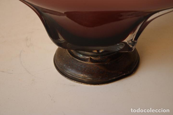 Antig&uuml;edades: frutero centro de mesa de cristal con pie en plata de de ley - Foto 2