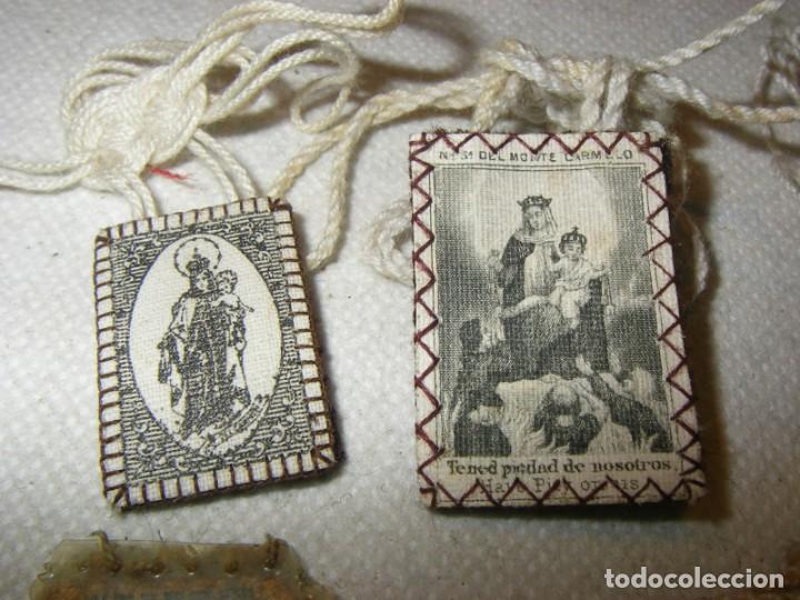 Antig&uuml;edades: Lote de 7 escapularios - Foto 2