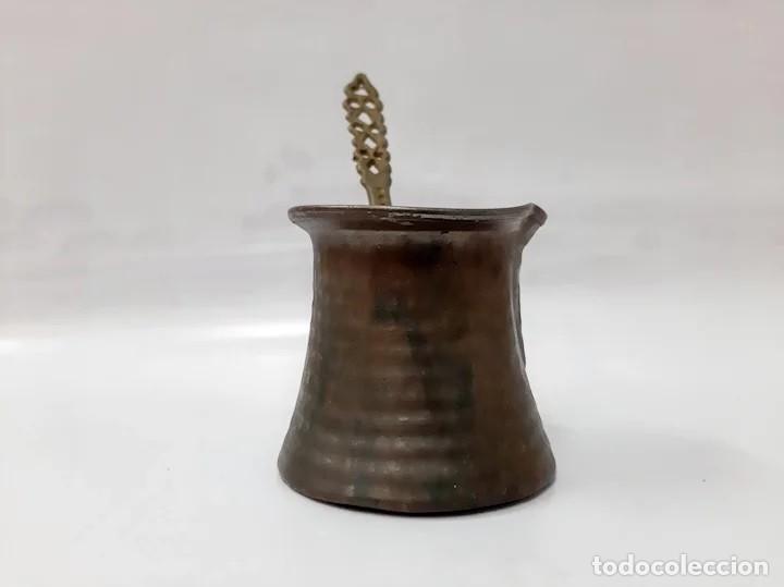 Antig&uuml;edades: Cafetera turca de cobre vintage - Foto 10