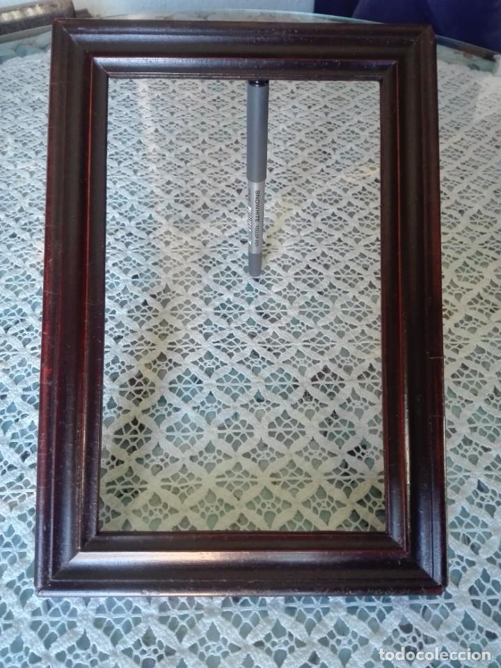 Antig&uuml;edades: Marco negro siglo 19 - Foto 1