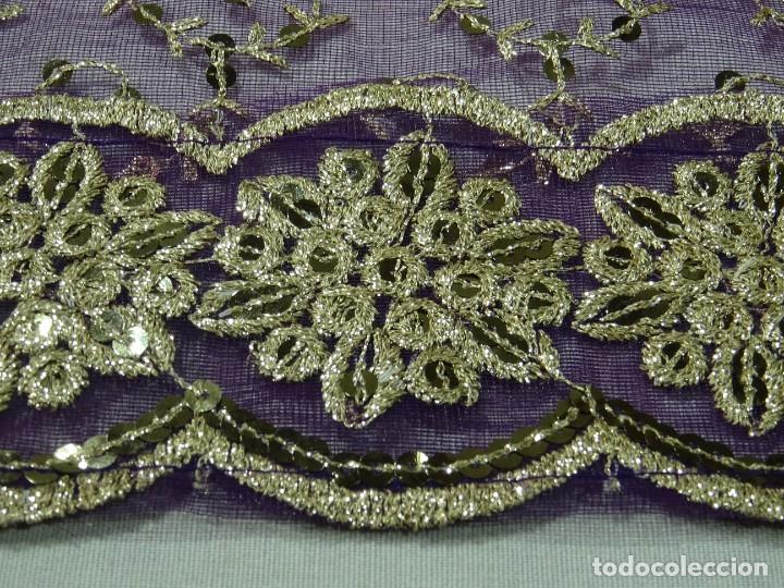 Antig&uuml;edades: Corte de Vestido con Hilo de Plata - Foto 8