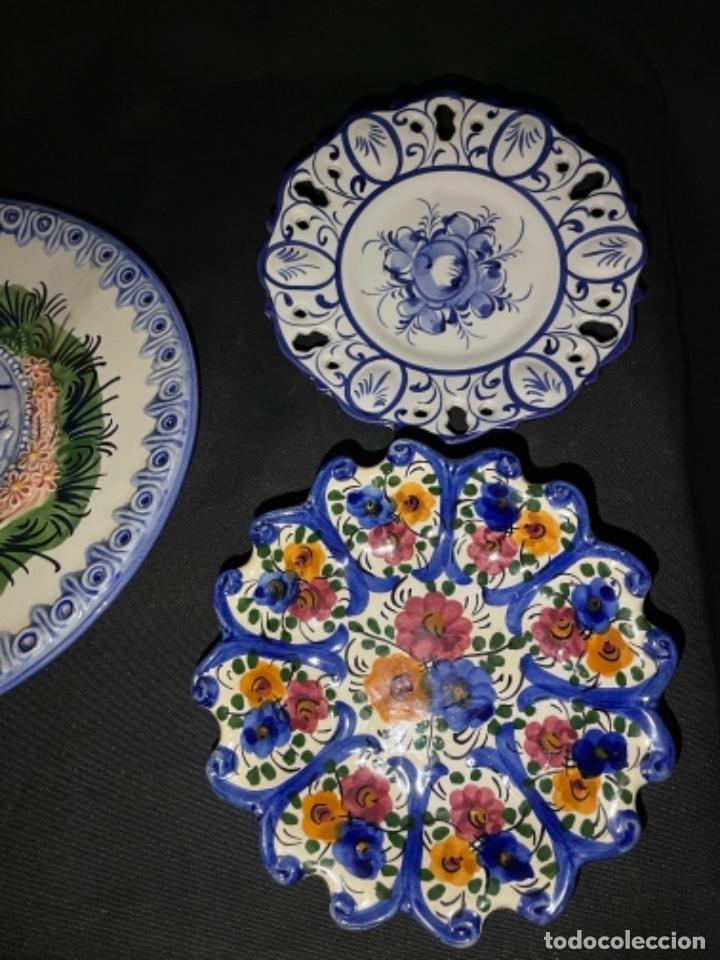 Antig&uuml;edades: Conjunto de 5 platos decorativos cer&aacute;micos - Foto 4