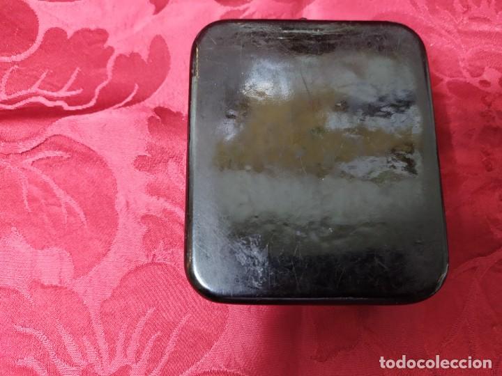 Antig&uuml;edades: RELOJERA PLEGABLE DE LACA JAPONESA - Foto 3