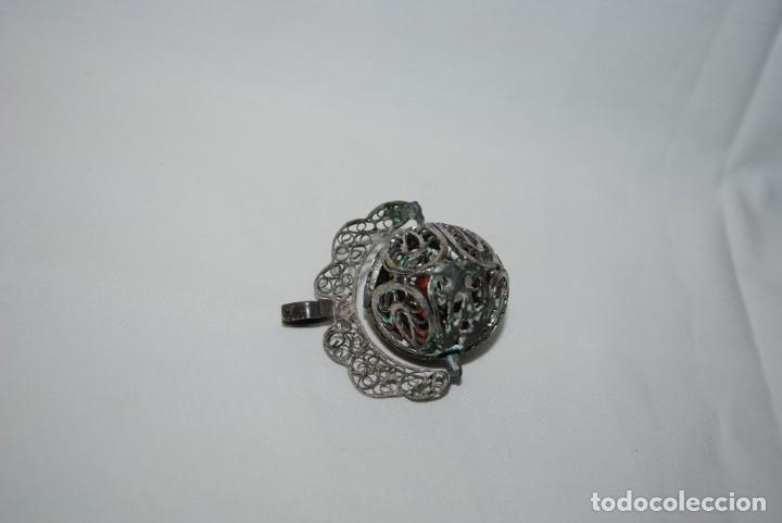 Antig&uuml;edades: ANTIGUO SONAJERO PLATEADO - Foto 3