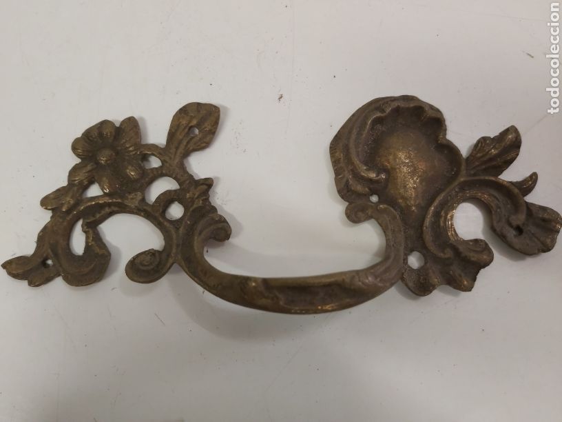 Antig&uuml;edades: 2 tiradores bronce - Foto 2