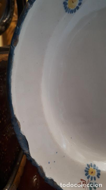 Antig&uuml;edades: Plato de Alcora siglo XVIII. - Foto 3