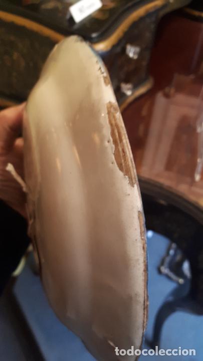 Antig&uuml;edades: Plato de Alcora siglo XVIII. - Foto 4