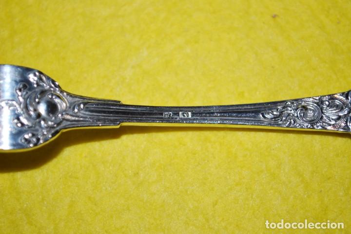 Antig&uuml;edades: Antiguos Cubierto de plata . - Foto 3