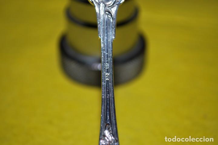 Antig&uuml;edades: Antiguos Cubierto de plata . - Foto 4