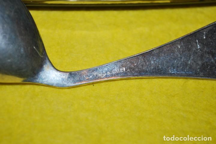 Antig&uuml;edades: Cubierto de plata para ni&ntilde;o . - Foto 5