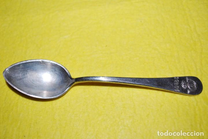 Antig&uuml;edades: Antiguo Cubierto de plata . - Foto 1