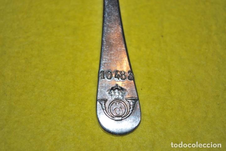 Antig&uuml;edades: Antiguo Cubierto de plata . - Foto 2