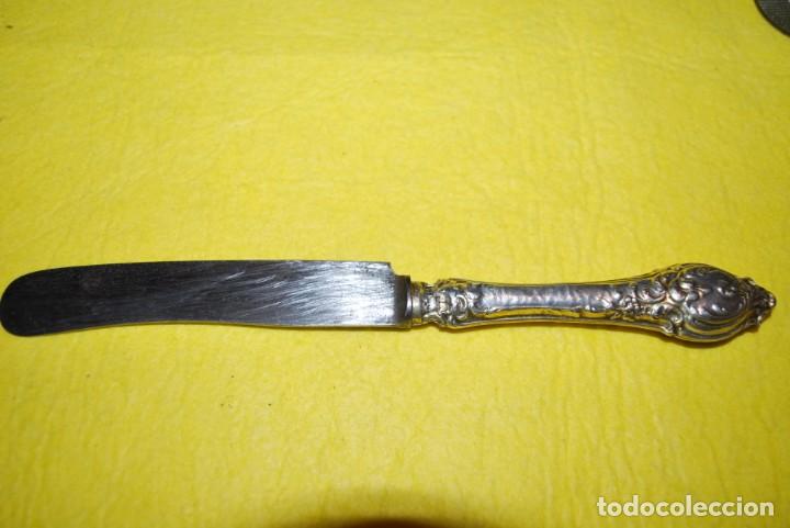 Antig&uuml;edades: Cubierto de plata antigua . - Foto 1