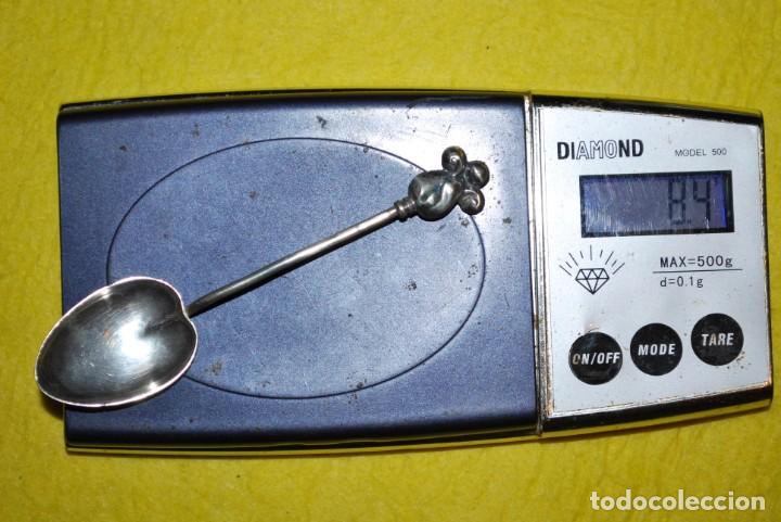 Antig&uuml;edades: Cucharilla de plata , flor de Lis esqudo de Francia . - Foto 4