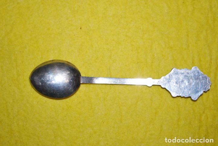 Antig&uuml;edades: Cucharilla de plata , madre de Dios - c.Reus . - Foto 2