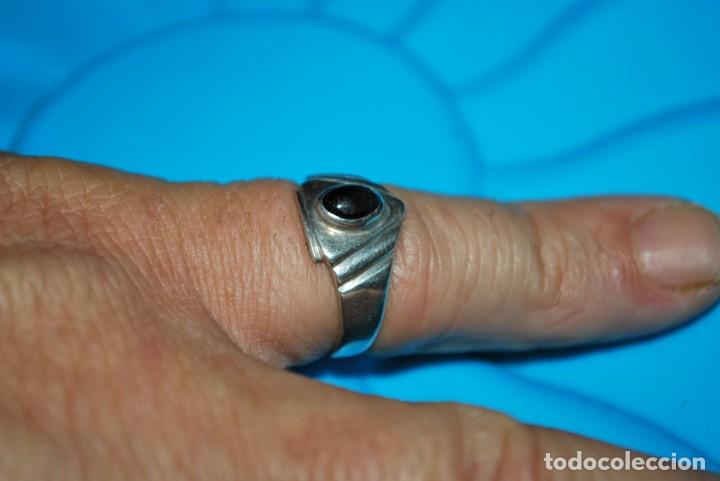 Antig&uuml;edades: Anillo de plata de ley . - Foto 2