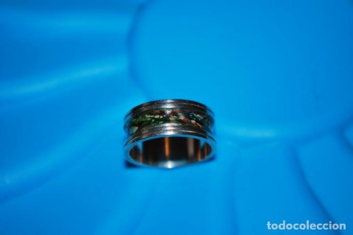 Antig&uuml;edades: Anillo con esmalte de plata de ley . - Foto 2