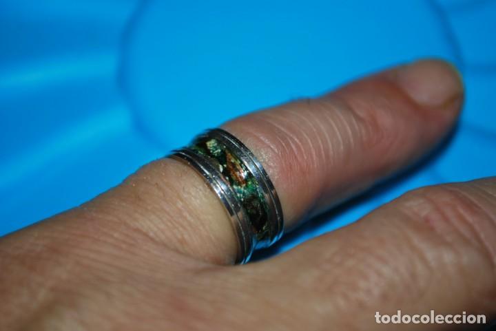 Antig&uuml;edades: Anillo con esmalte de plata de ley . - Foto 3