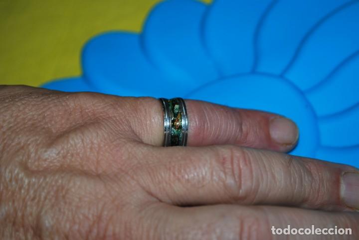 Antig&uuml;edades: Anillo con esmalte de plata de ley . - Foto 4