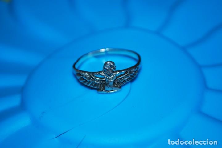 Antig&uuml;edades: Anillo de plata simbolo de Egipto . - Foto 1